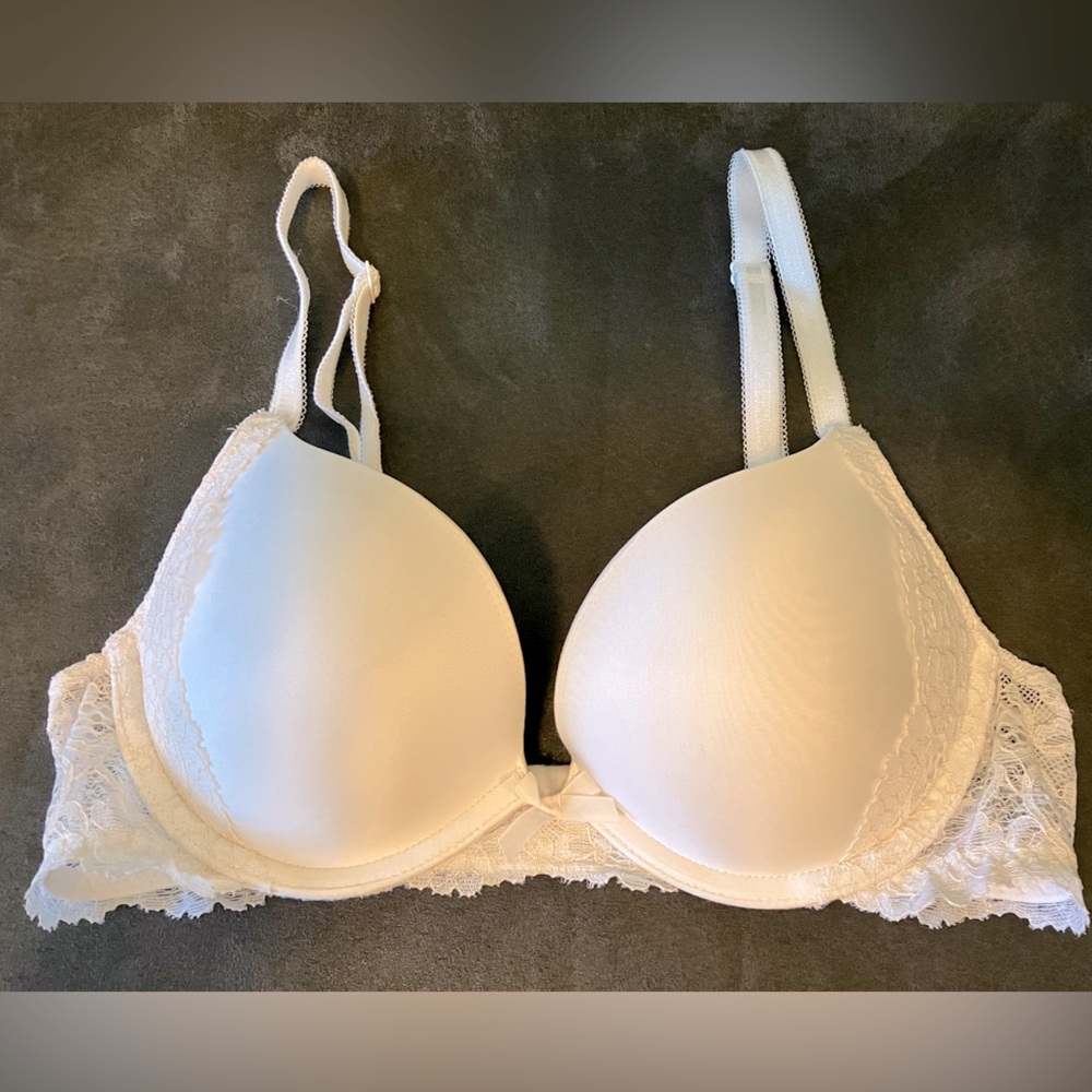 Victoria’s Secret Dream Angels Push-Up Bra, 32B